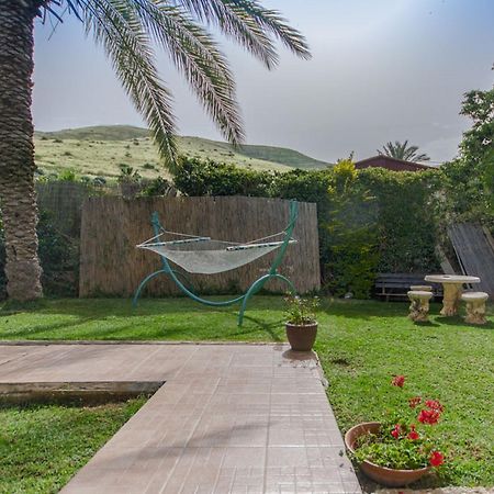 Moon Light Yavne'El Villa Exterior photo