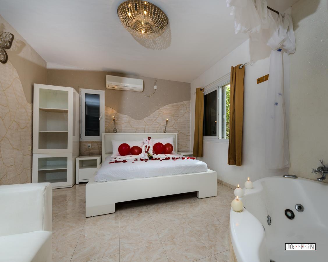 Moon Light Yavne'El Villa Exterior photo